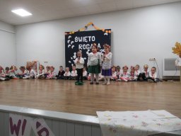 2025-11-06 Święto rogala w Osieku